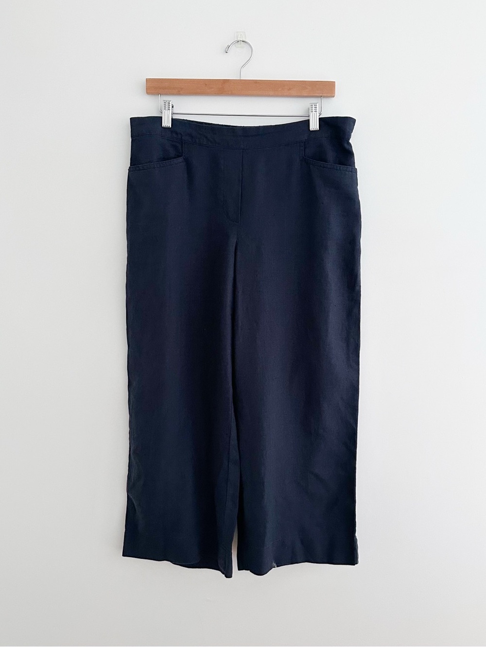 J. Jill 100% Linen Wide Leg Pants Navy Cropped Coastal Minimalist Size Medium